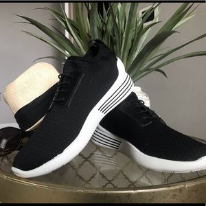 Kendall + Kylie Brandy Knit Slip-on